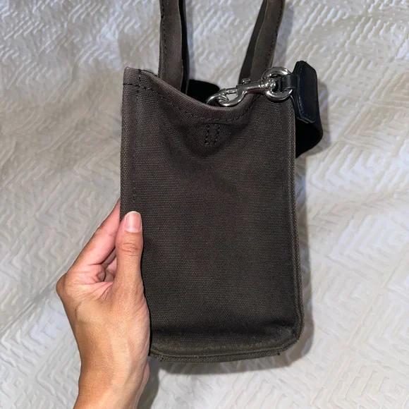 Marc Jacobs Black Canvas Tote Bag - Picture 11 of 11